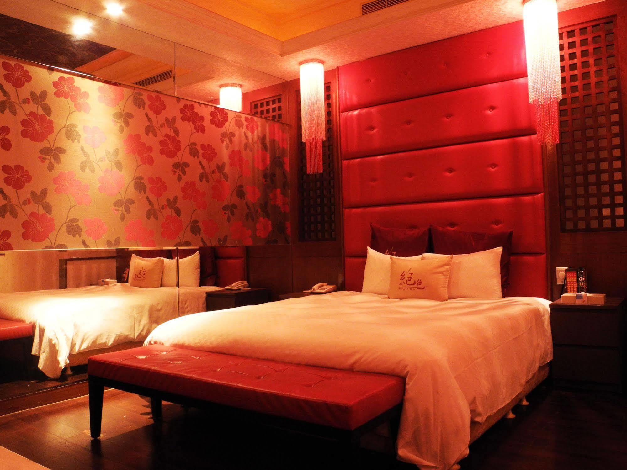 Color Motel Taoyuan Esterno foto